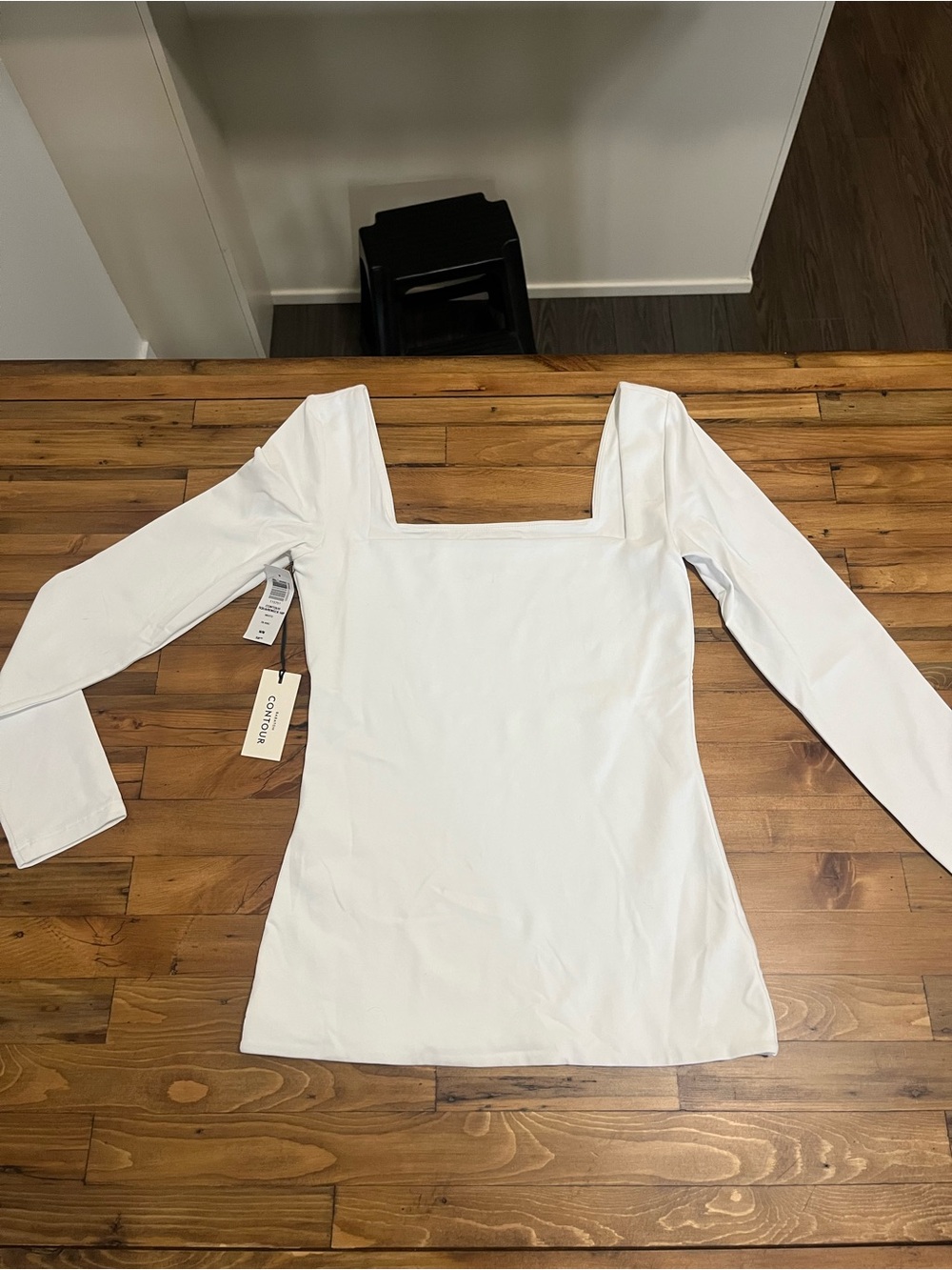 Aritzia Contour Top